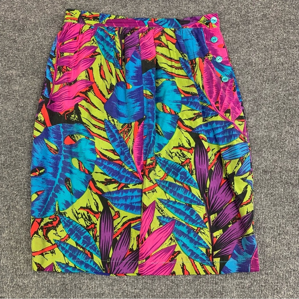 Vintage 100% Silk Skirt in a Tropical Print